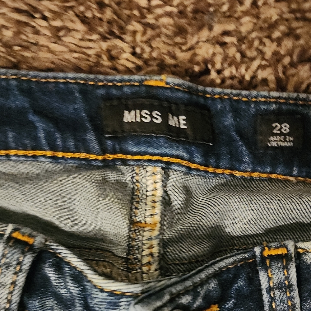 Miss Me Blue Ankle Cropped Jeans with Embroidery - Picture 3 of 9